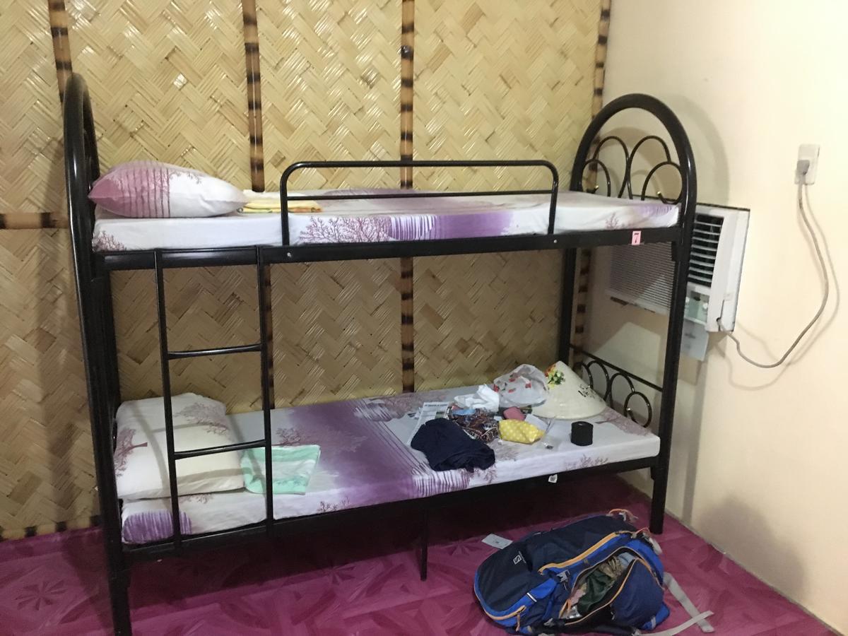 Fat Monkey Hostel Coron Exterior photo